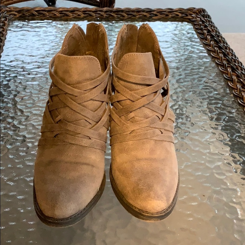 Fergalicious tan booties